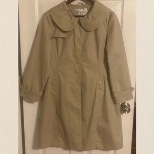 Women's lightweight mid-length trench coat